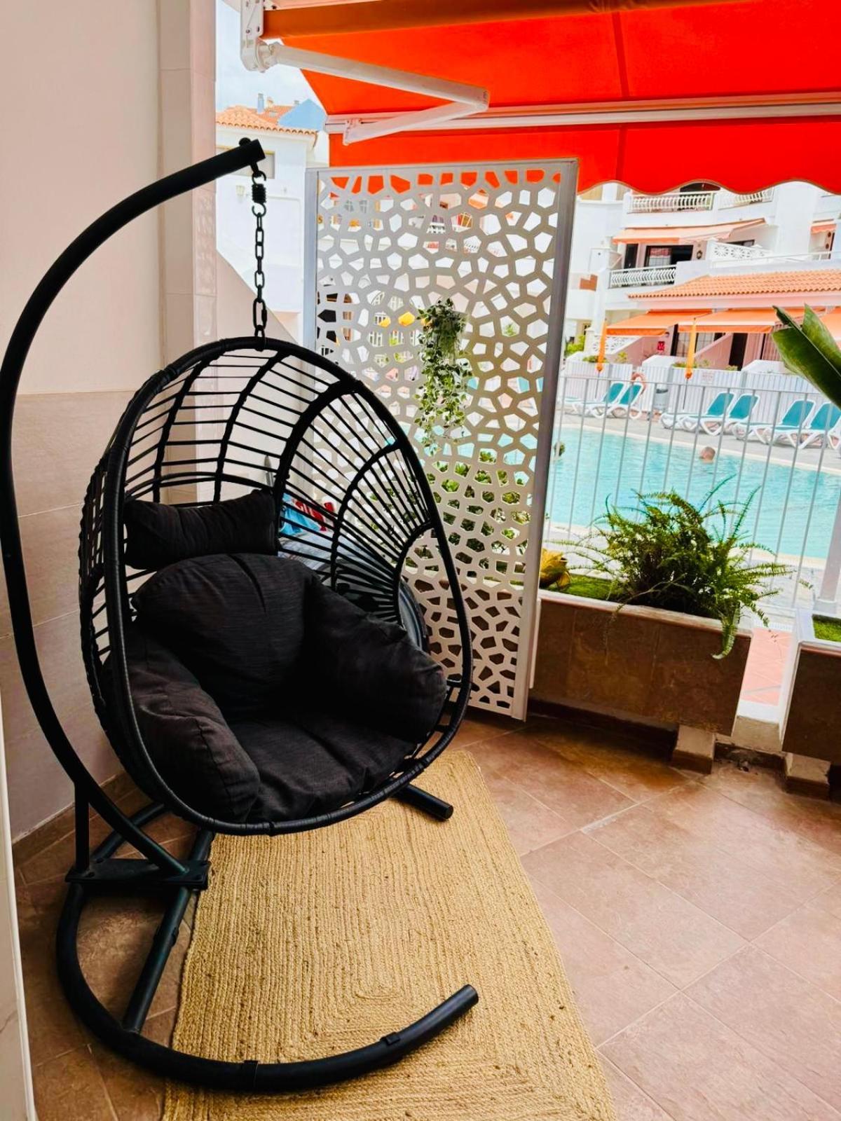 Apartment With Terrace And Pool, Los Cristianos ลอส กริสเตียนอส ภายนอก รูปภาพ