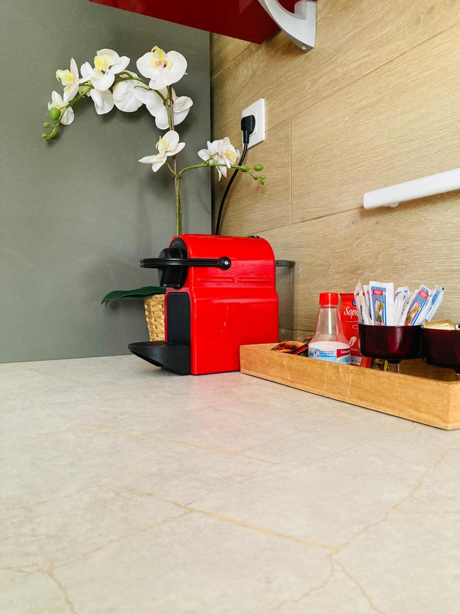Apartment With Terrace And Pool, Los Cristianos ลอส กริสเตียนอส ภายนอก รูปภาพ